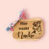 Teakhout S - hier waakt nacho